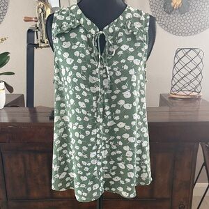 Fun 2 Fun Green Floral Blouse